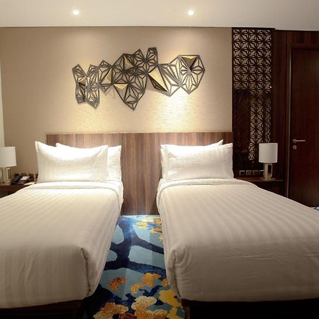 Grand Soll Marina Hotel Tangerang Buitenkant foto