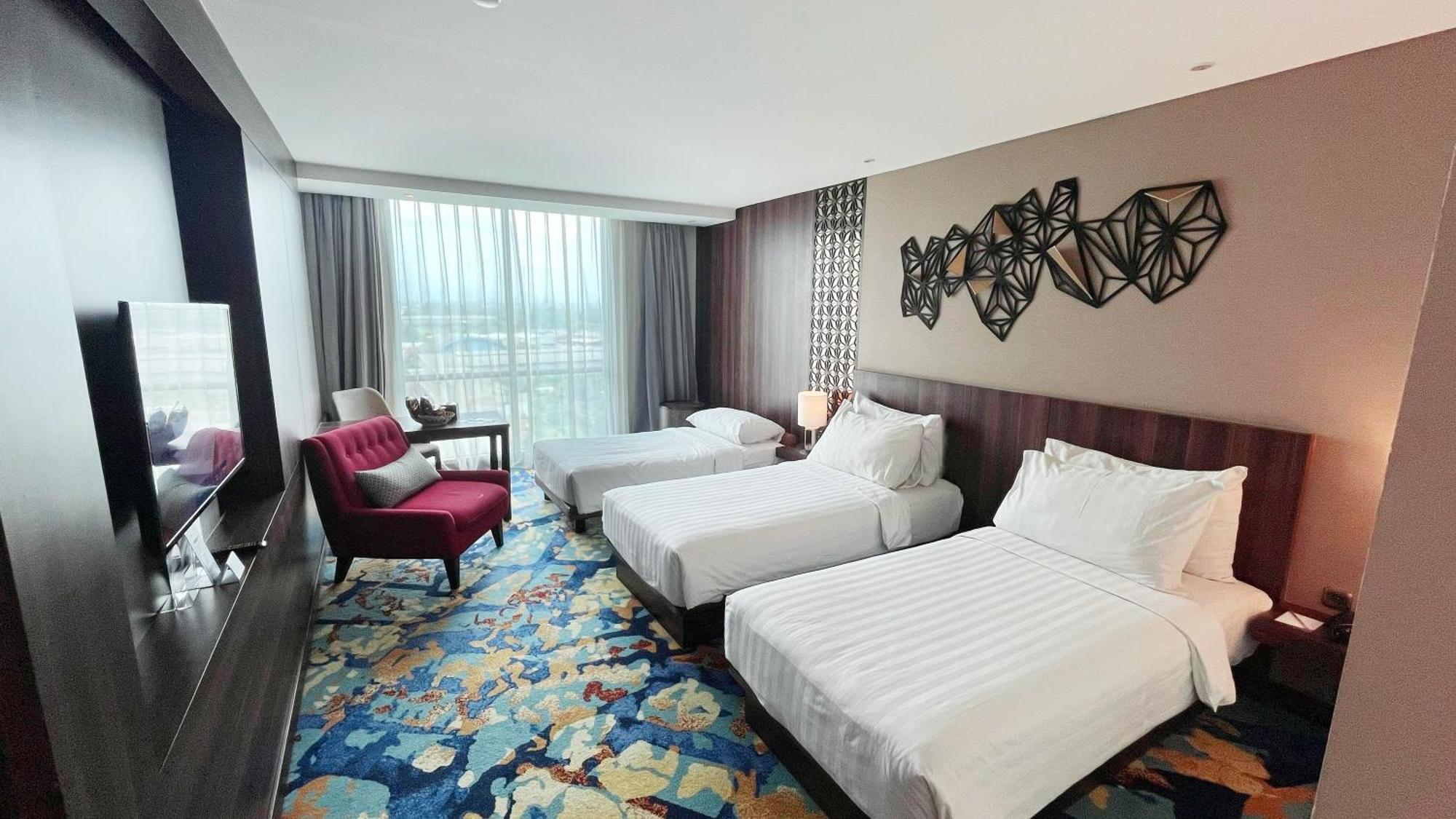 Grand Soll Marina Hotel Tangerang Buitenkant foto