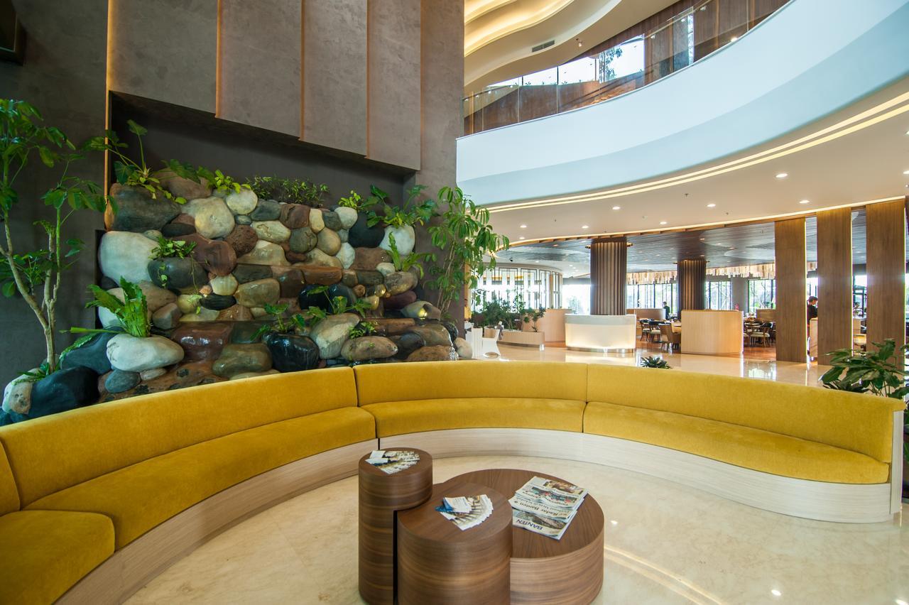 Grand Soll Marina Hotel Tangerang Buitenkant foto